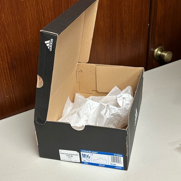 Adidas replacement shoe box - Picture 9 of 11